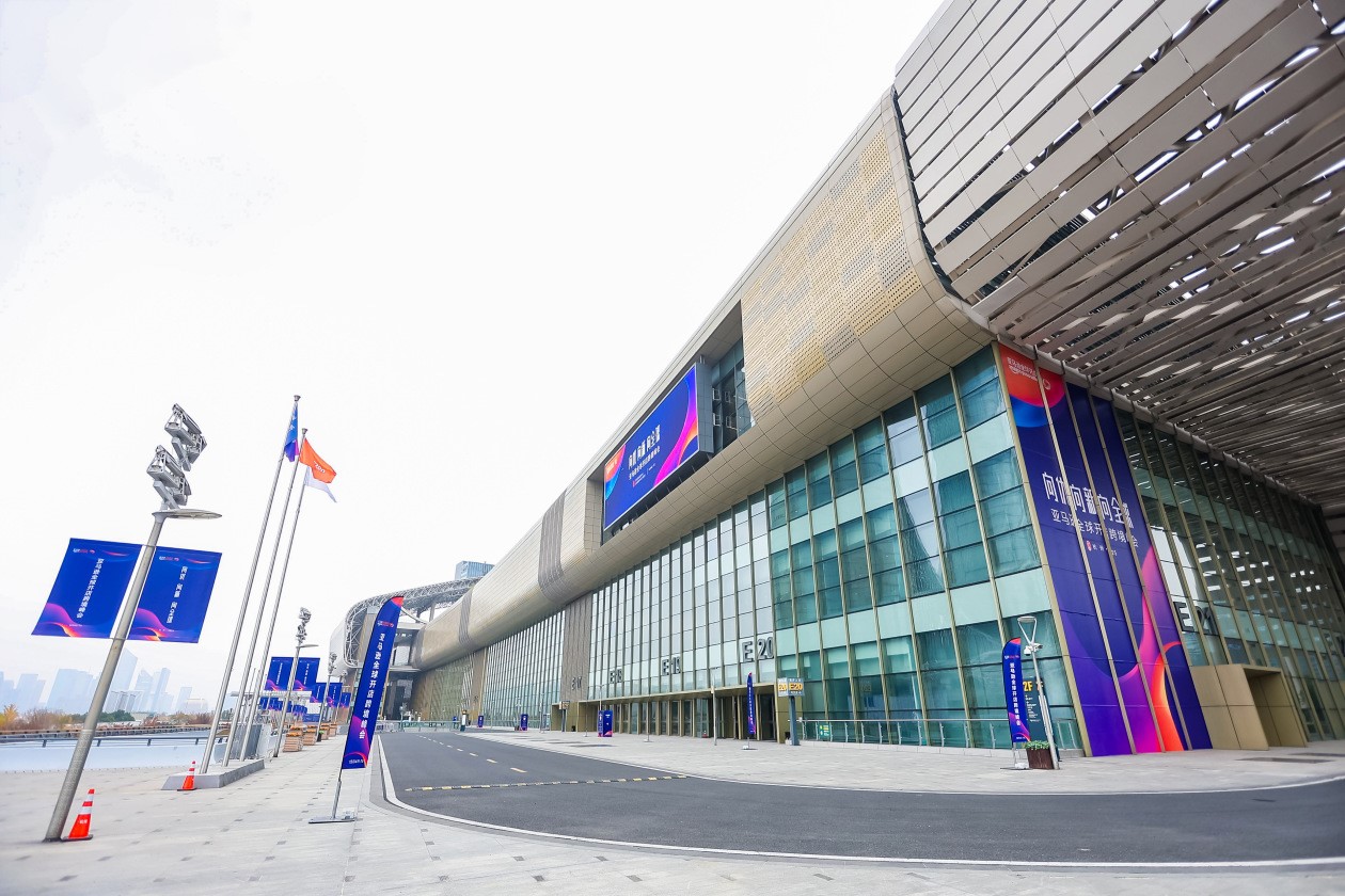 跨境电商1.jpg 跨境电商1.jpg