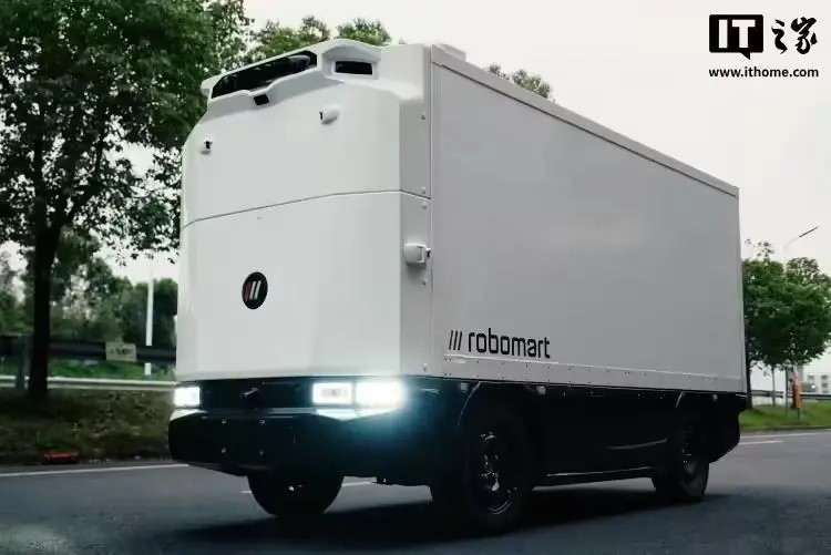 大型無人配送車1.jpg