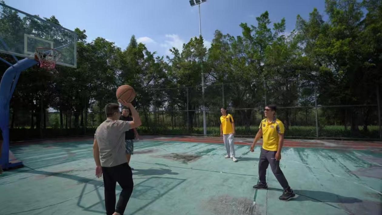 “大灣區縣域騎手報告”出爐：近八成騎手日均在線8至9小時