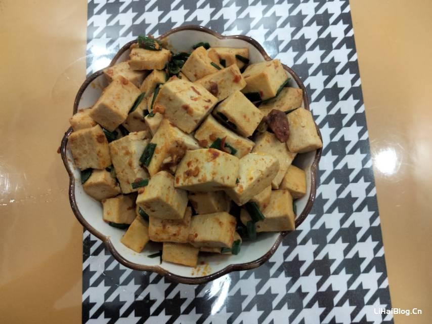 我在四月初,期待五月天