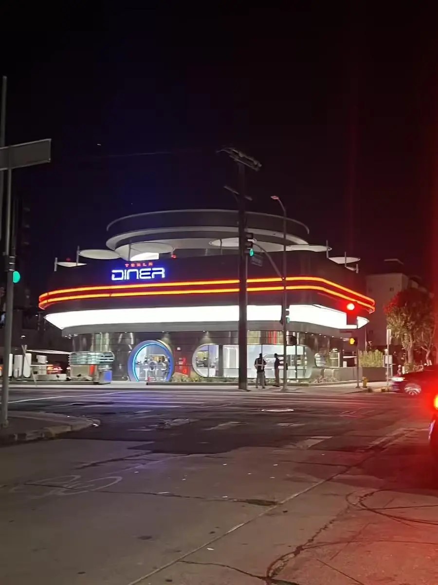 特斯拉餐廳4.jpg