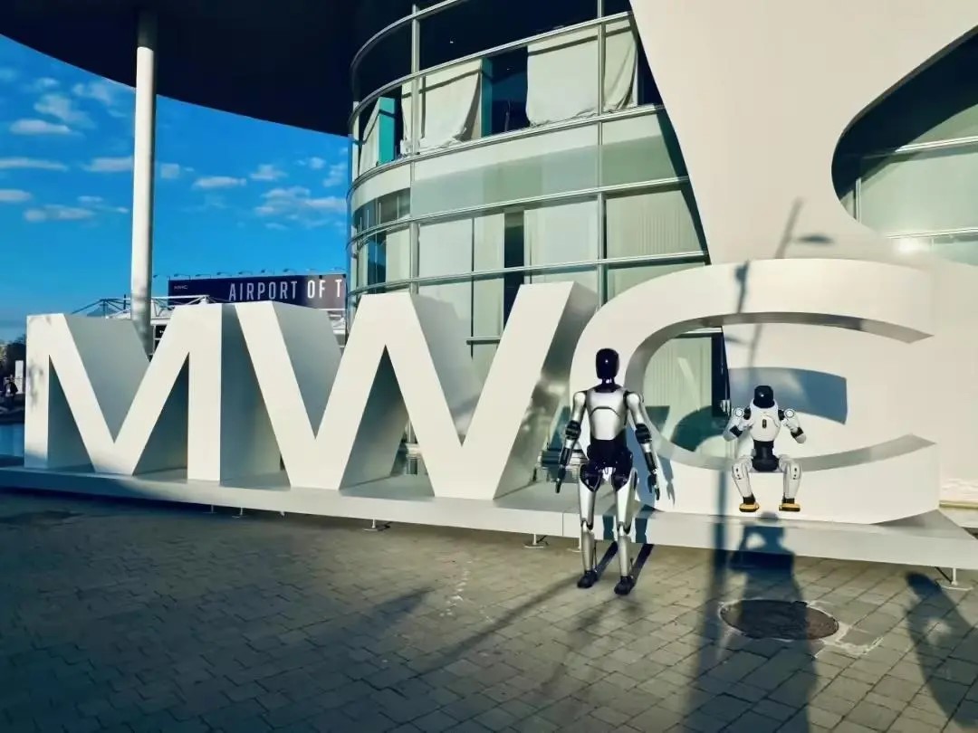 机器人1.jpg 机器人1.jpg