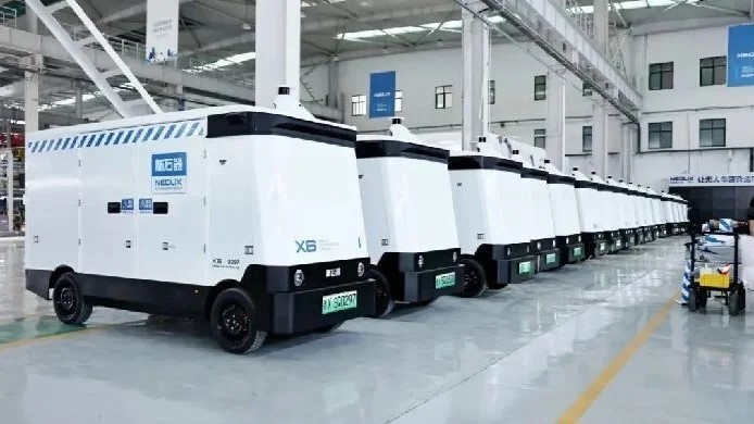 中國移動(dòng)參與新石器無人車D輪融資