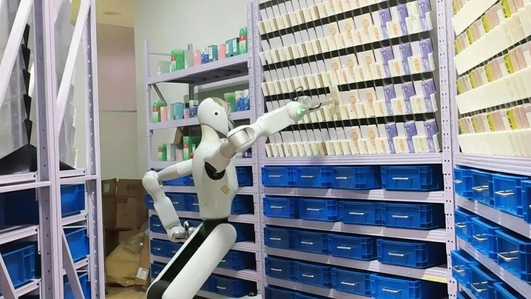 機器人2.jpg