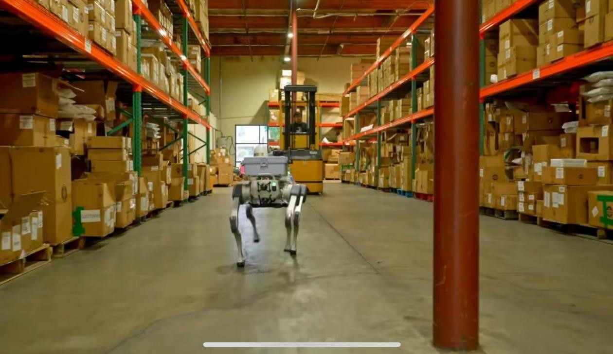 具身智能2.jpg 具身智能2.jpg